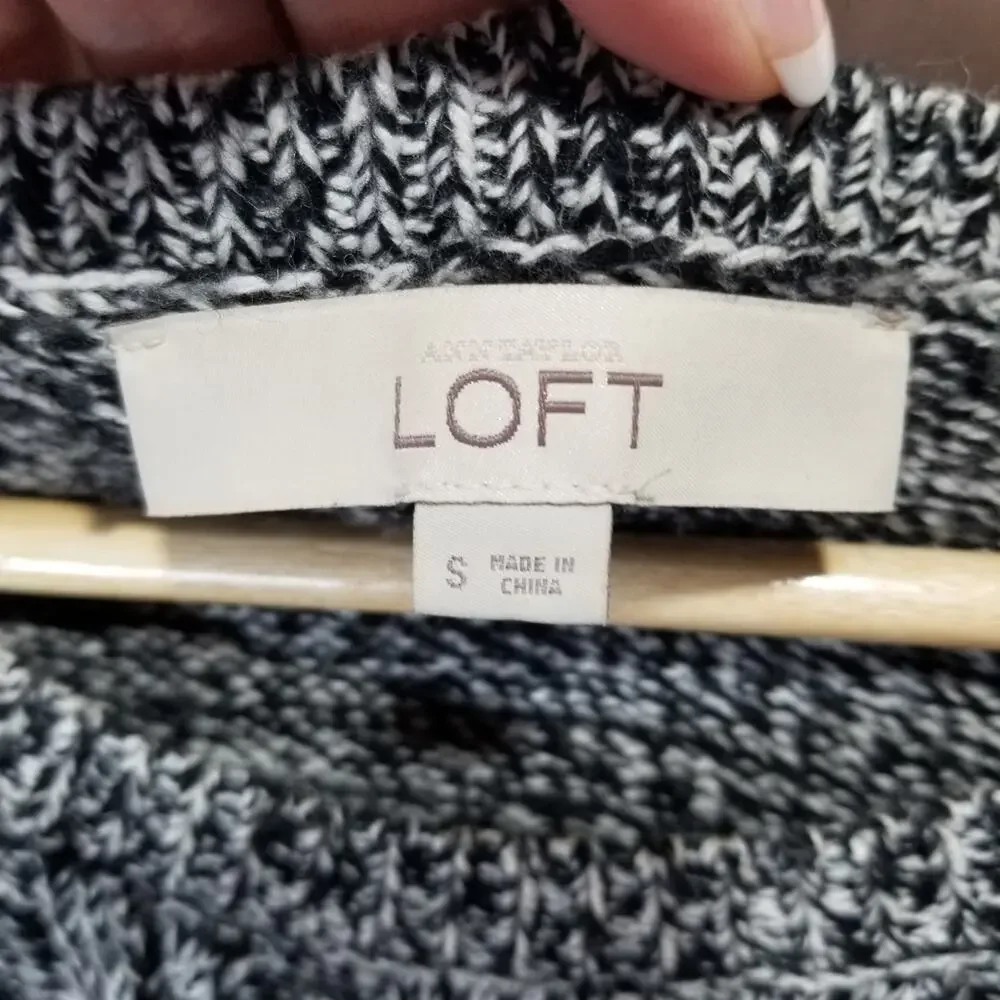 Ann Taylor Loft Sweater Womens Small Cable Knit Black White Crewneck